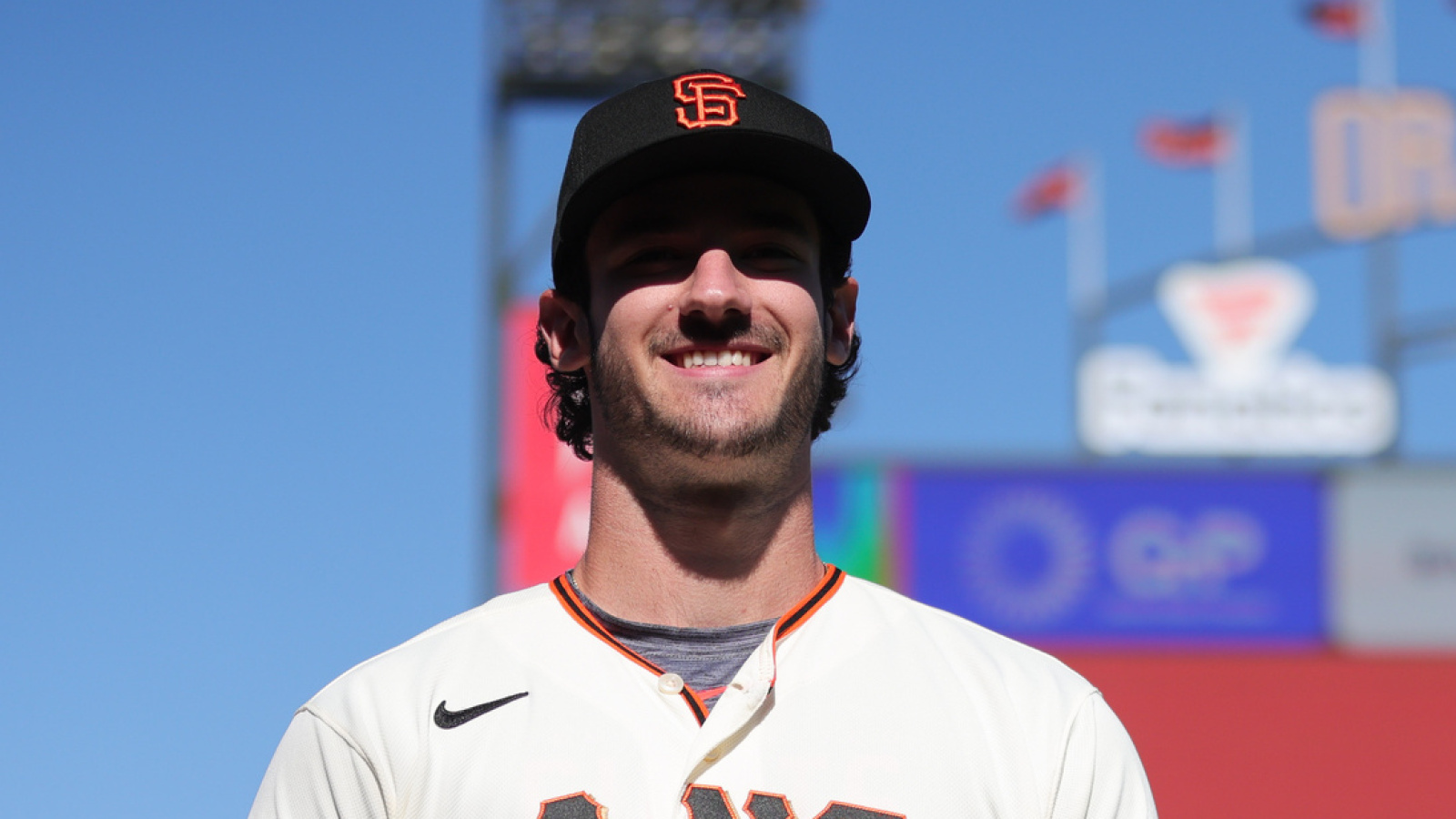 Giants unlikely to call up top prospect this year