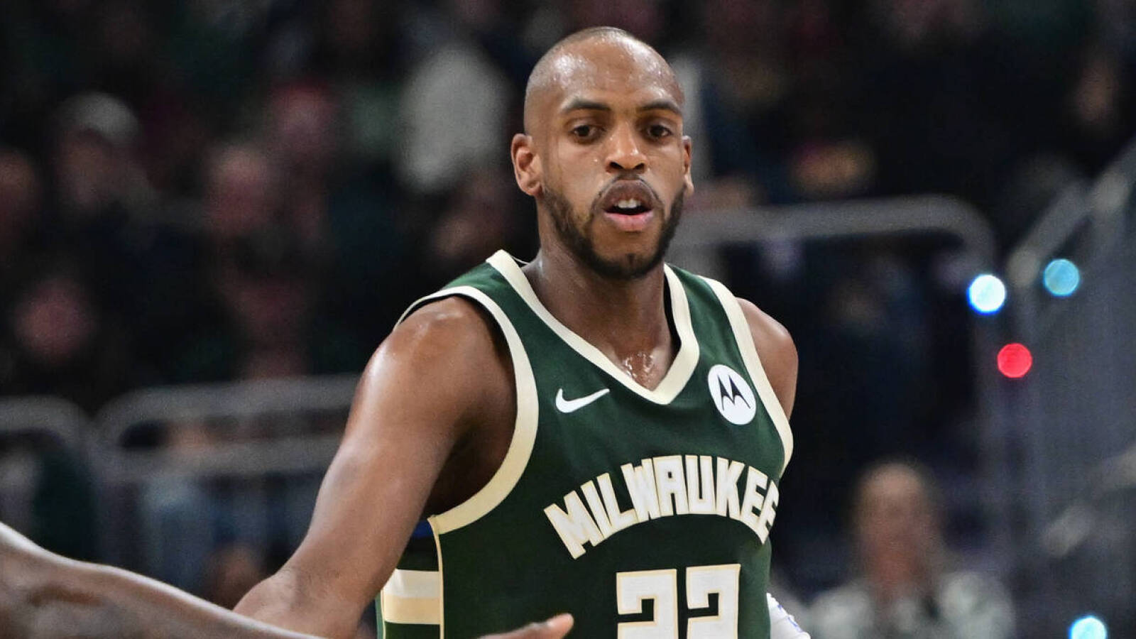 Watch: Khris Middleton's clutch efforts not enough vs. Pacers