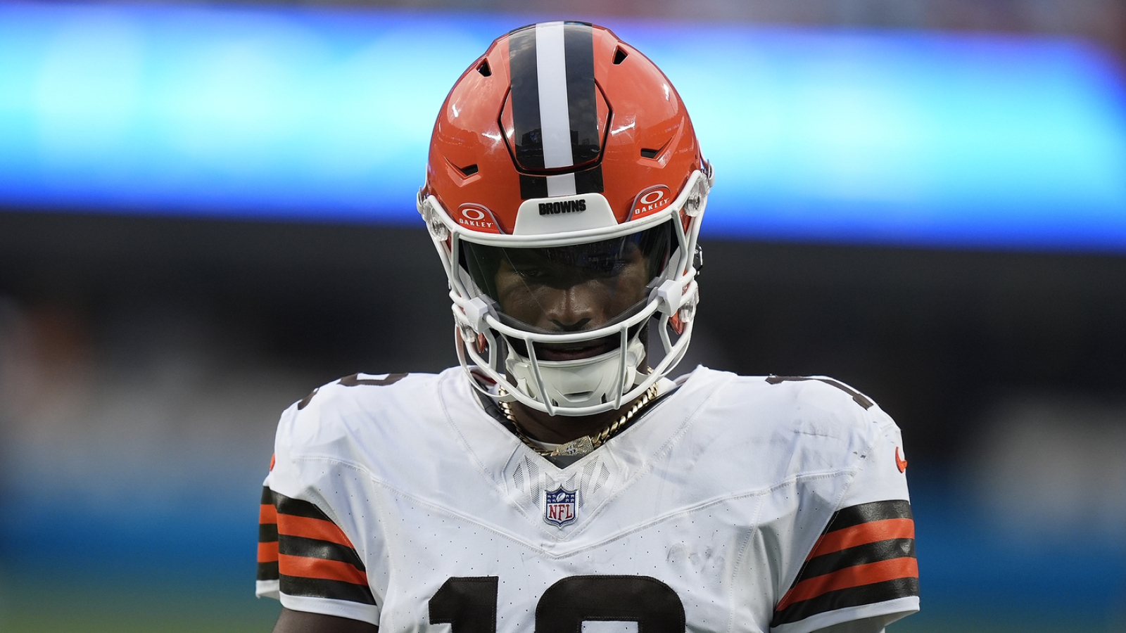 Eagles' Jalen Hurts shares advice for Browns' Shedeur Sanders after setback