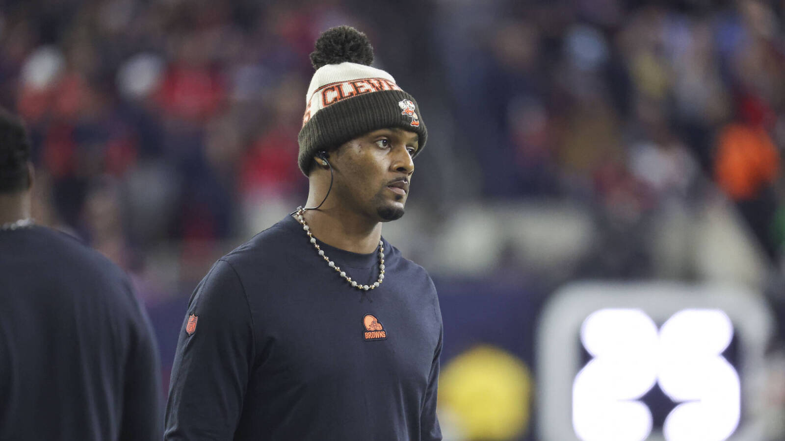 Browns' Deshaun Watson had injury scare during celebrity softball game