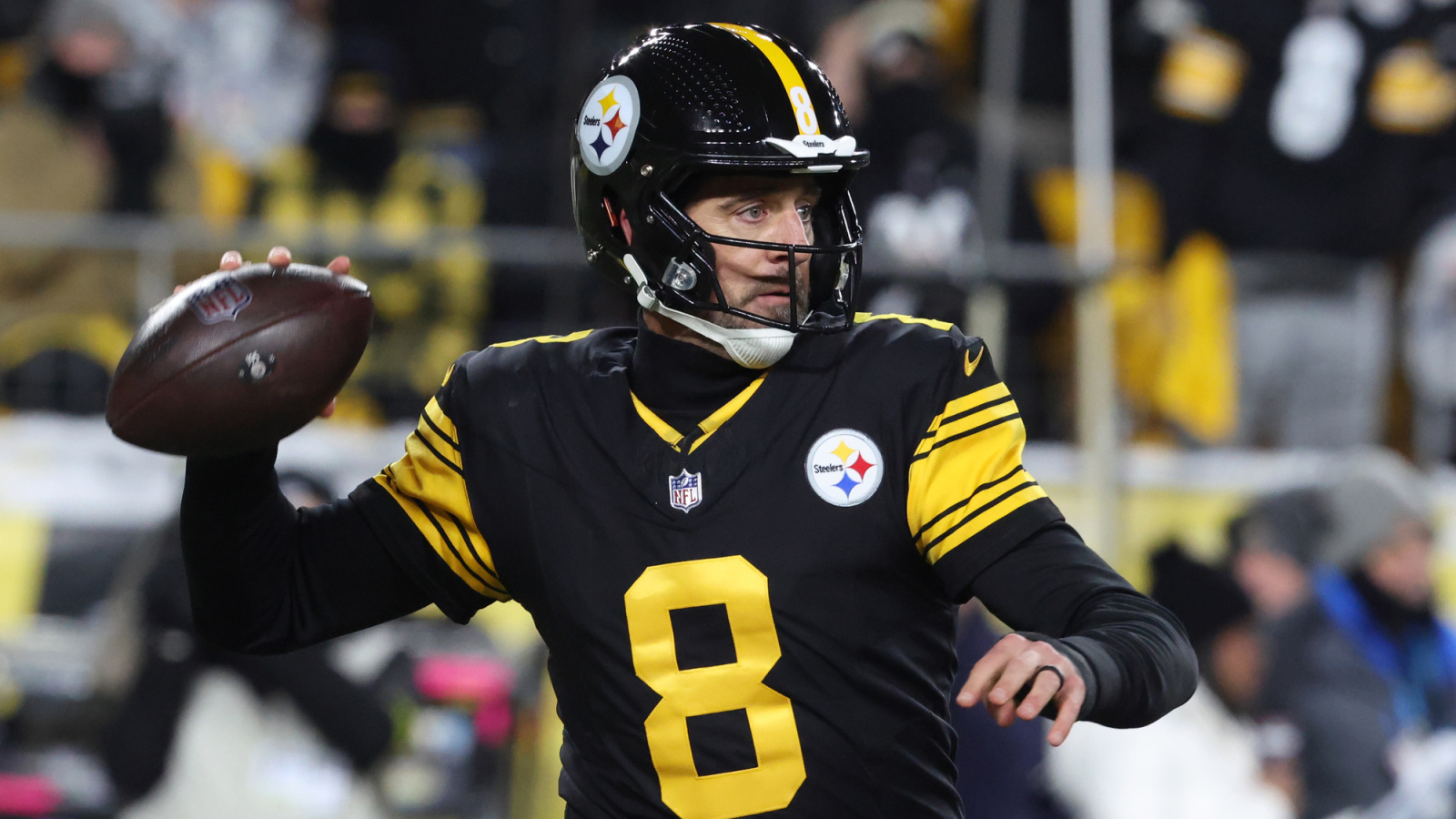 Is Steelers' patience regarding Aaron Rodgers 'starting to wear thin?'