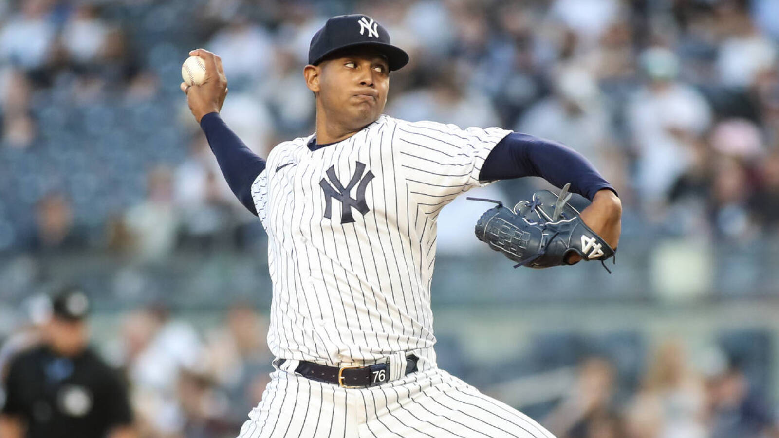 Was Yankees' Jhony Brito tipping pitches in blowout loss to Twins?