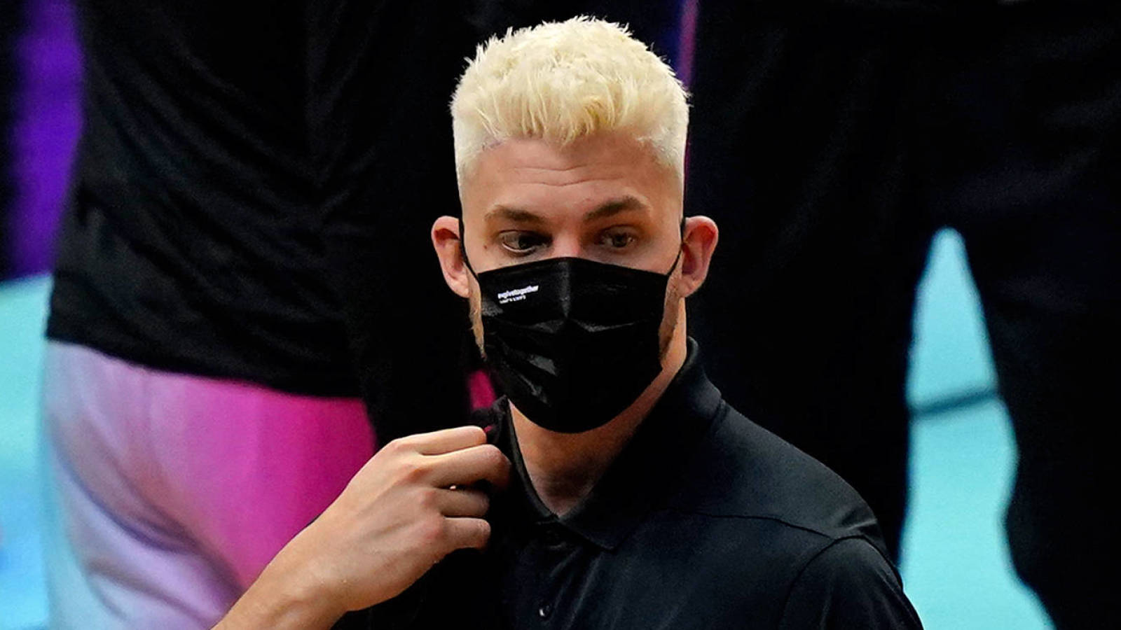 Heat's Meyers Leonard apologizes for using anti-Semitic slur during video game stream