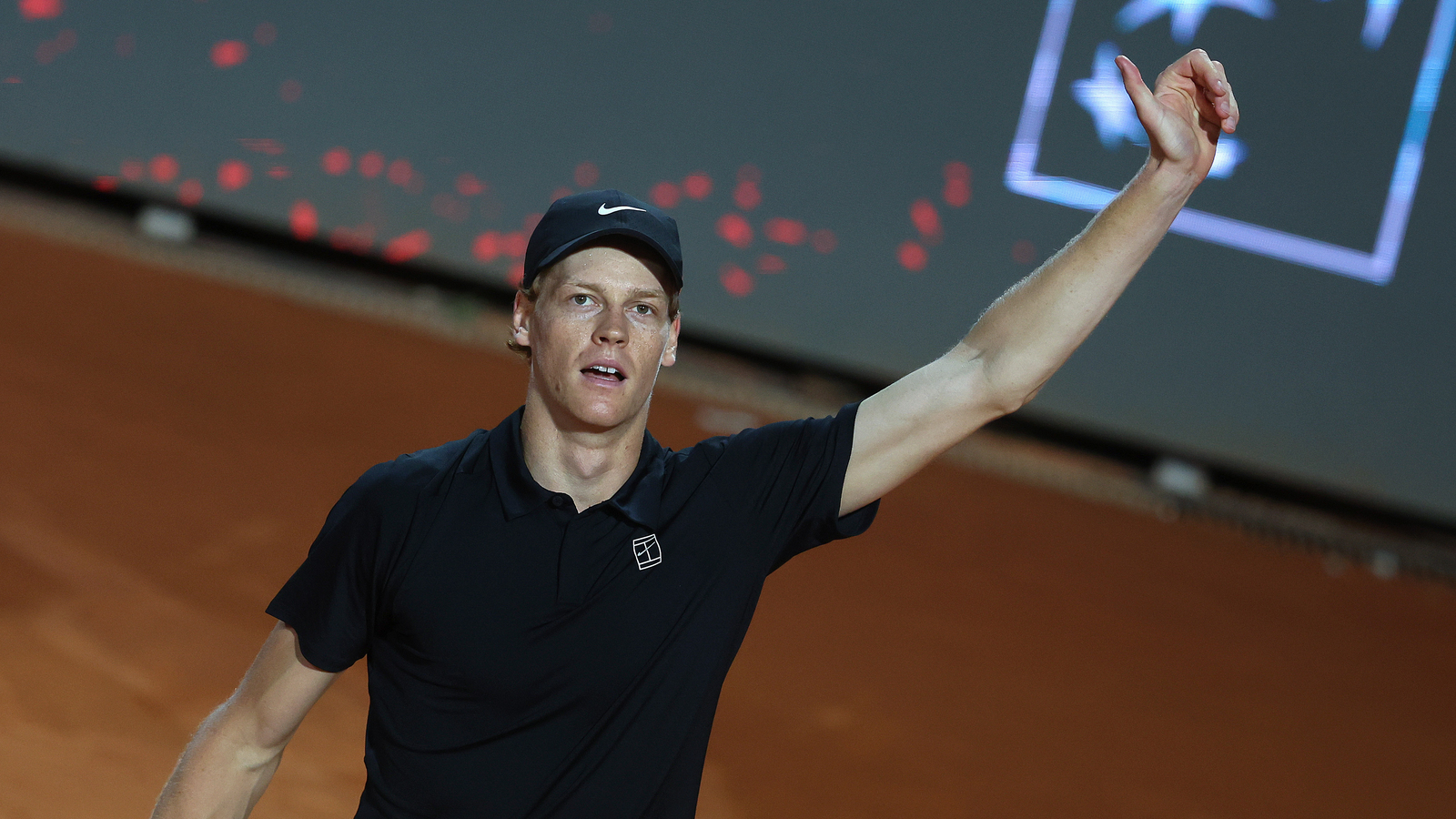 Jannik Sinner Suffers a Huge Injury Scare Ahead of the Rome Masters Final Against Carlos Alcaraz