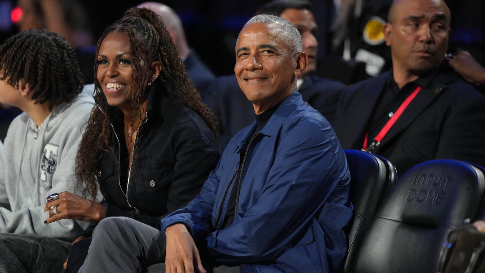 President Barack Obama, Michelle Obama make surprise appearance at NBA All-Star Game