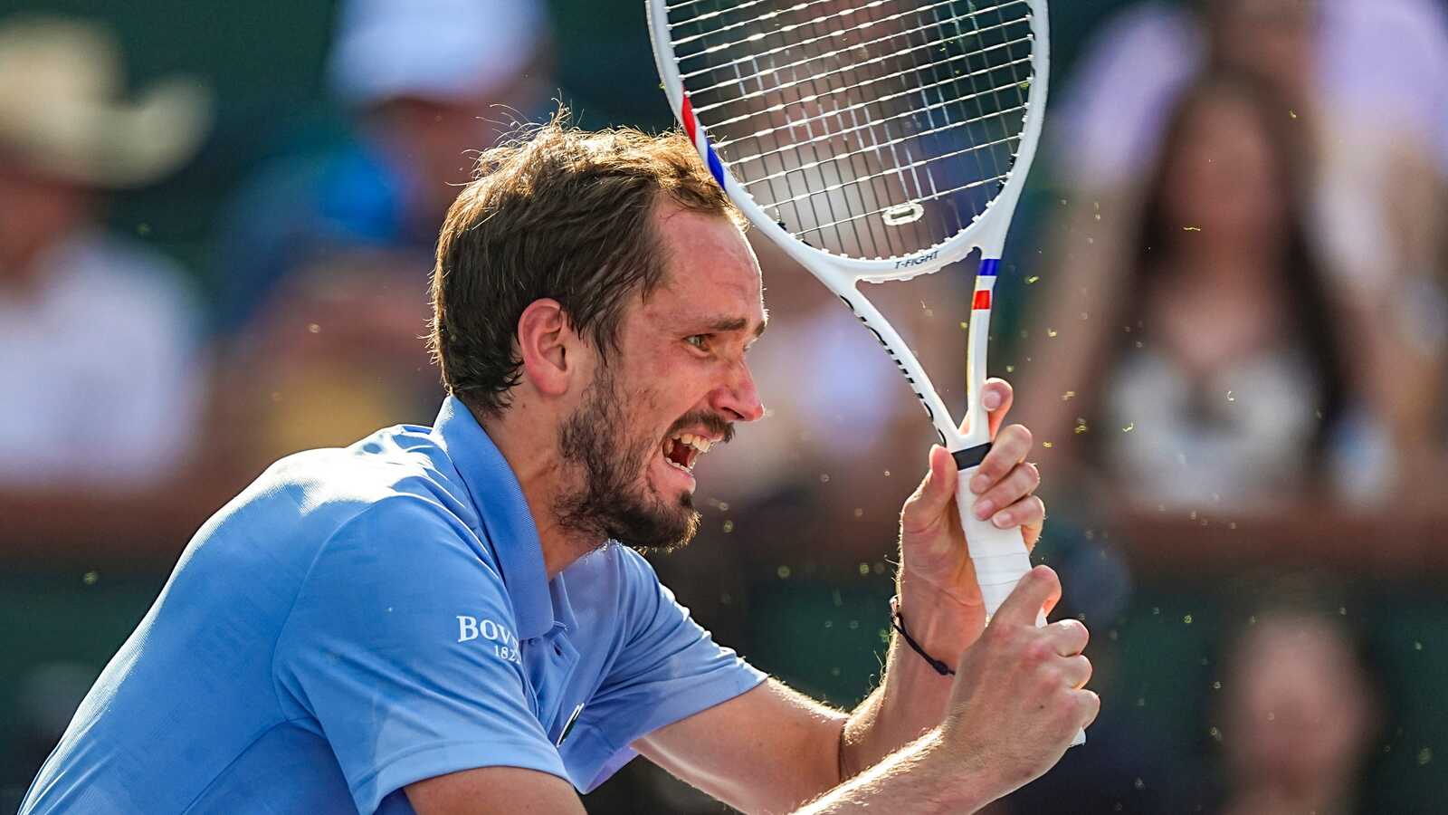 Watch: Bizarre scenes in Medvedev-Cerundolo contest as umpire chair almost toppled over by spider cam