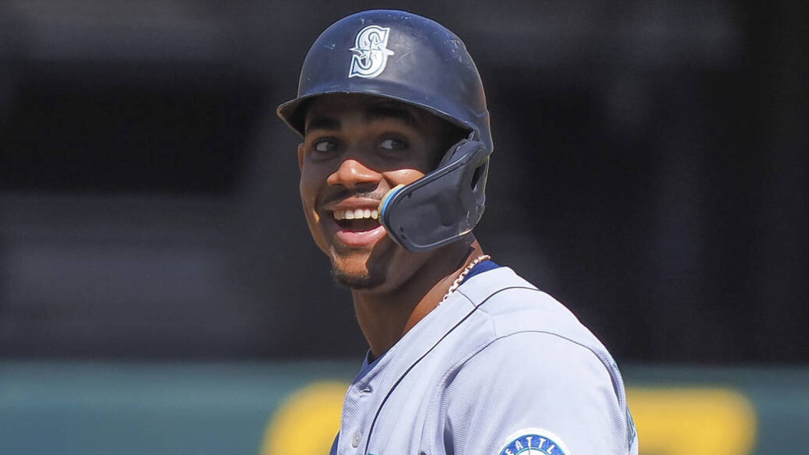 Mariners rookie Julio Rodriguez to undergo MRI for ‘concerning’ back issue