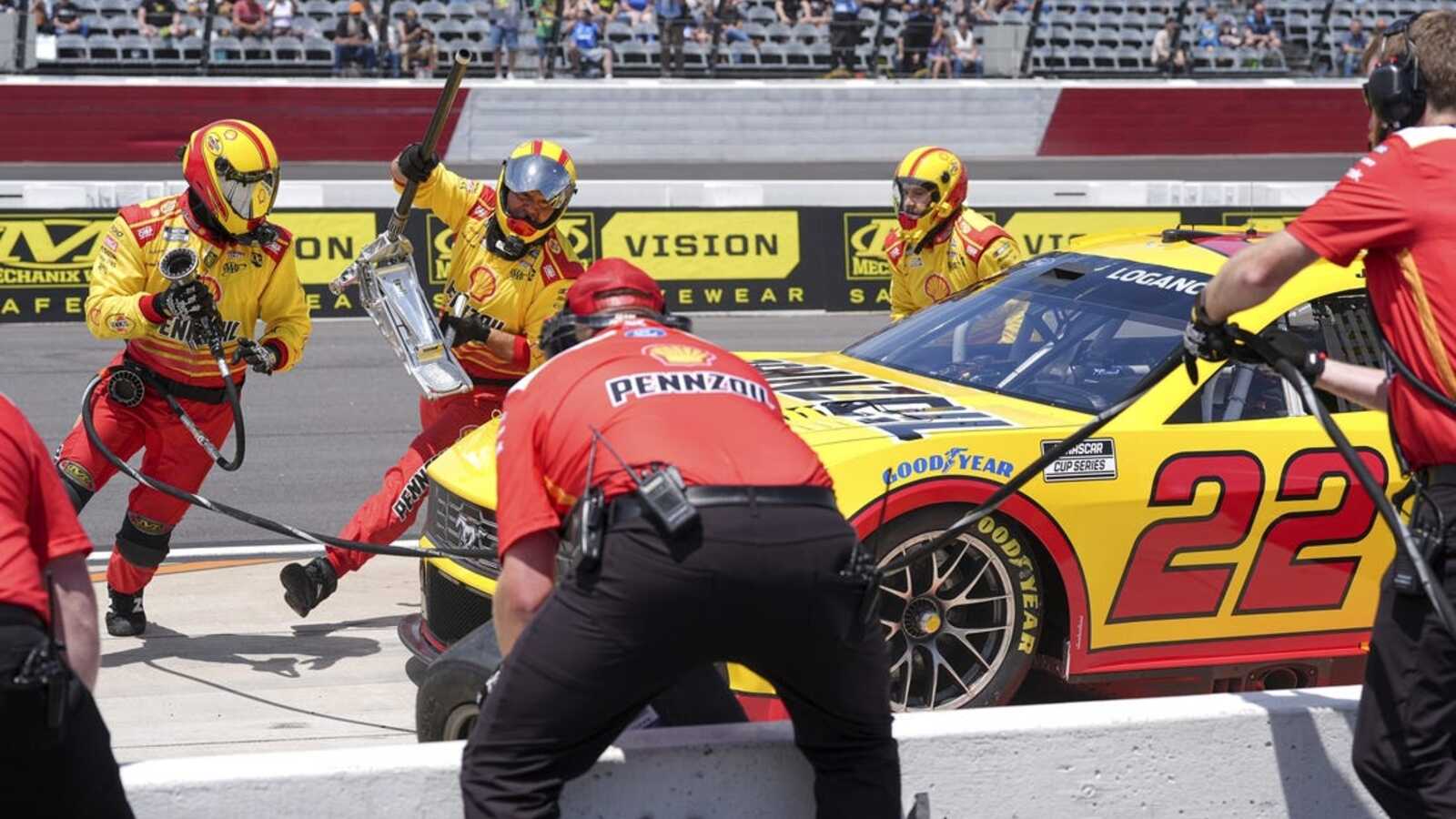 Joey Logano cruises to finish line at All-Star Race