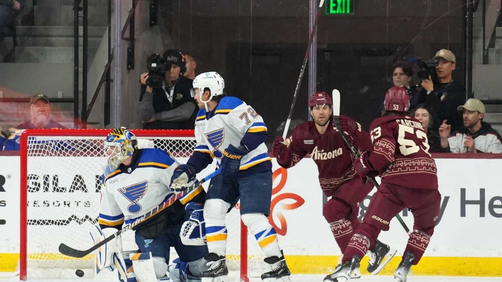 Alex Kerfoot helps Coyotes knock off Blues