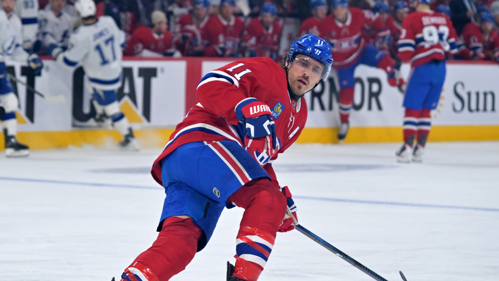 PHOTOS: Brendan Gallagher skates in Brossard... wearing a Canucks jersey