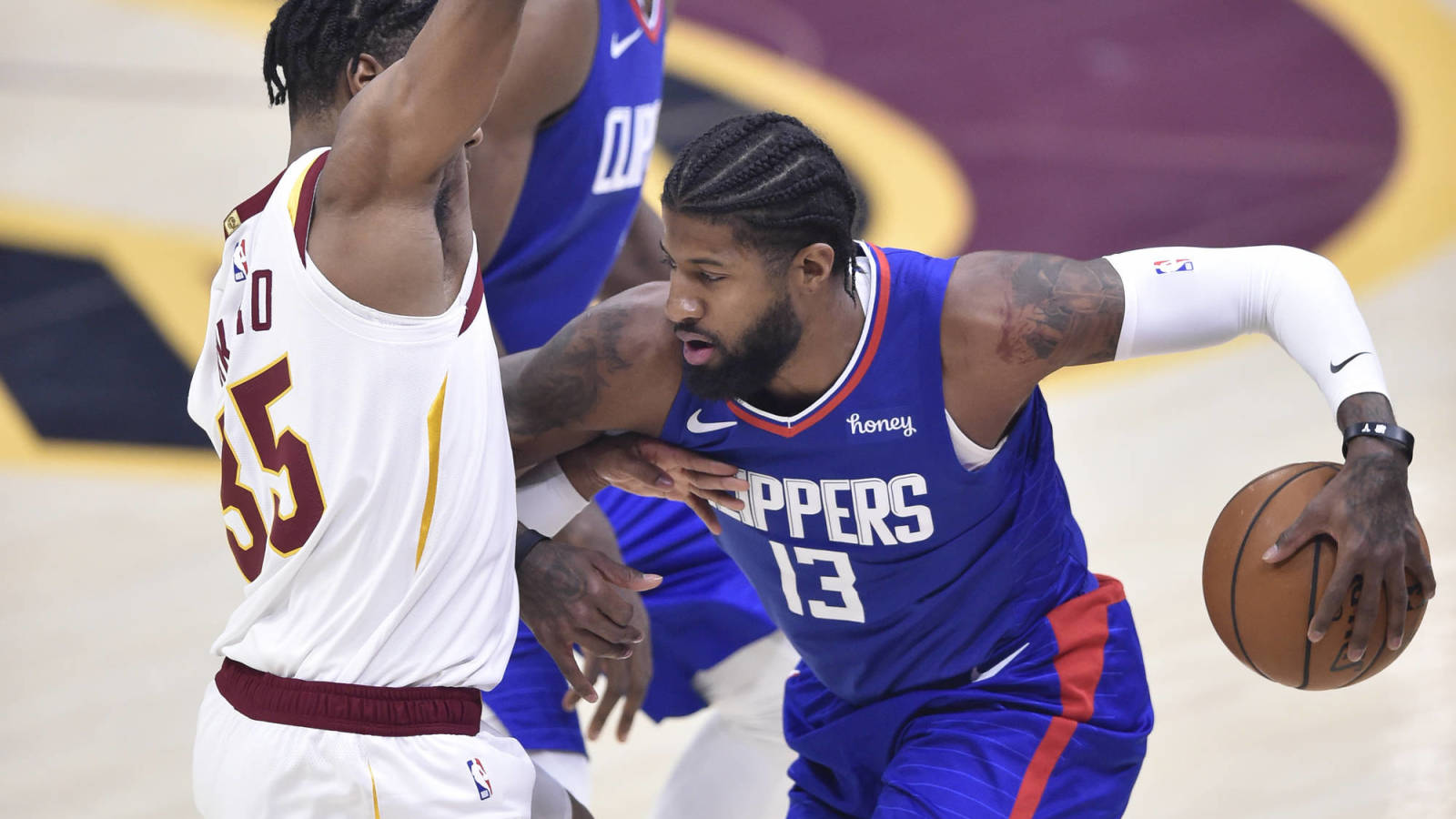 Clippers' Paul George out at least two more games with swollen toe