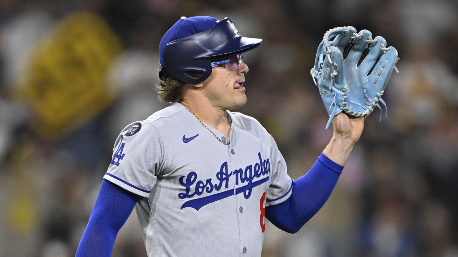 Padres star had surprising take after Dodgers let Enrique Hernandez pitch