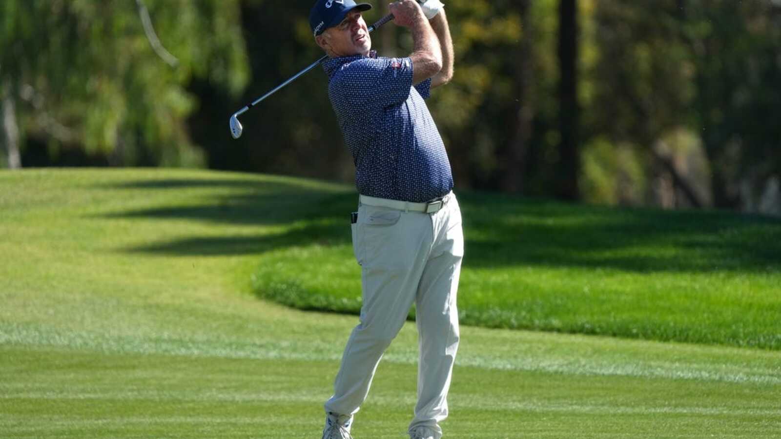 Rod Pampling surges into lead at Principal Charity Classic