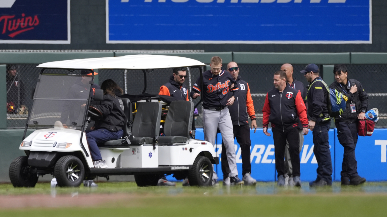 Tigers' Parker Meadows hospitalized after terrifying outfield collision