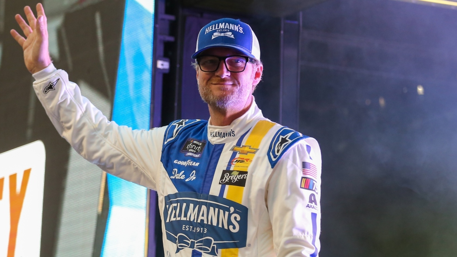 Dale Earnhardt Jr. will be special guest on ‘Marty and McGee’ show at Daytona