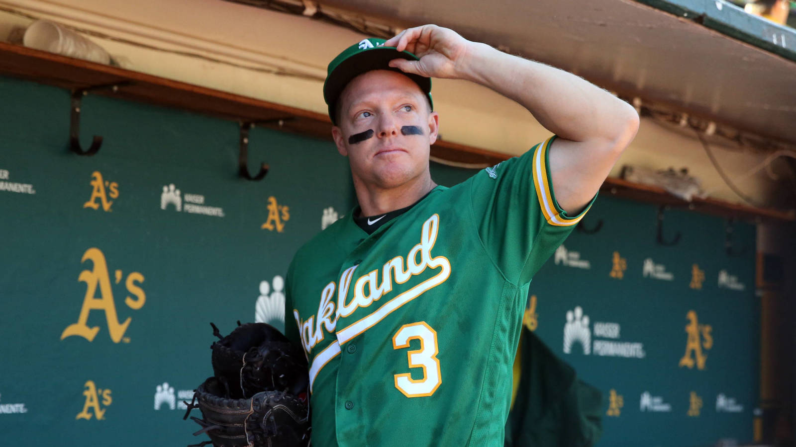 Texas hires former catcher Nick Hundley as special assistant