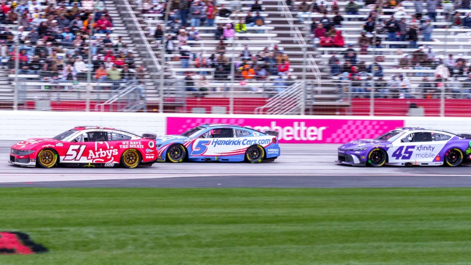 Cody Ware suffers injury scare after violent wreck at Atlanta