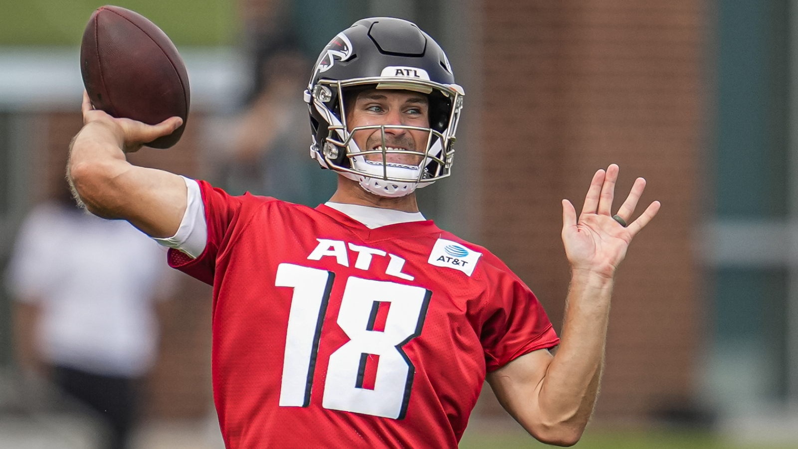 Kirk Cousins makes notable leadership move after Falcons practice