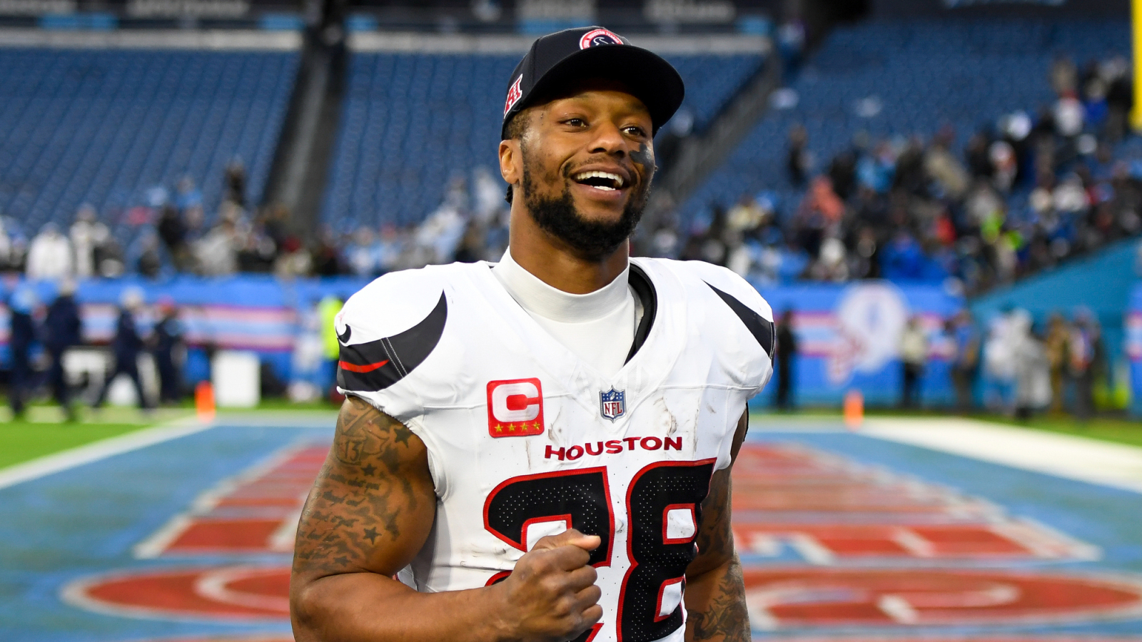 10 Overvalued/Undervalued players in fantasy football entering training camp