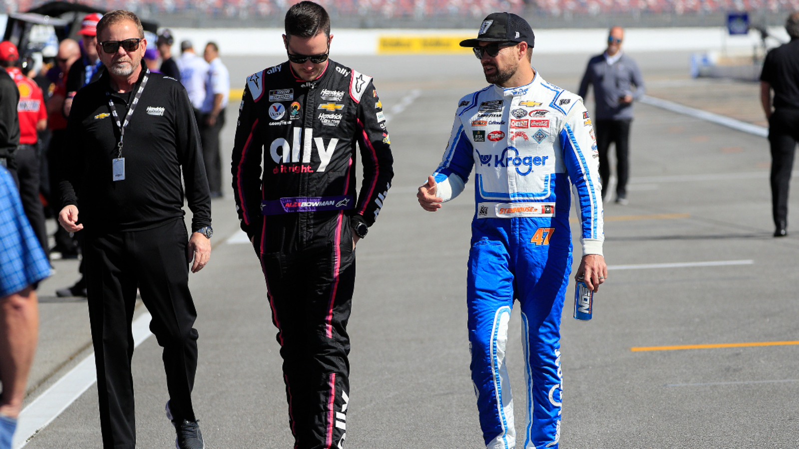 Ricky Stenhouse Jr. will still race sprint cars after Alex Bowman injury