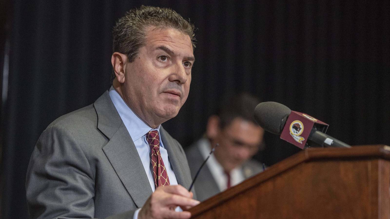 Washington owner Daniel Snyder denies using bots to promote positive stories - NewsOpener Washington owner Daniel Snyder denies using bots to promote positive stories