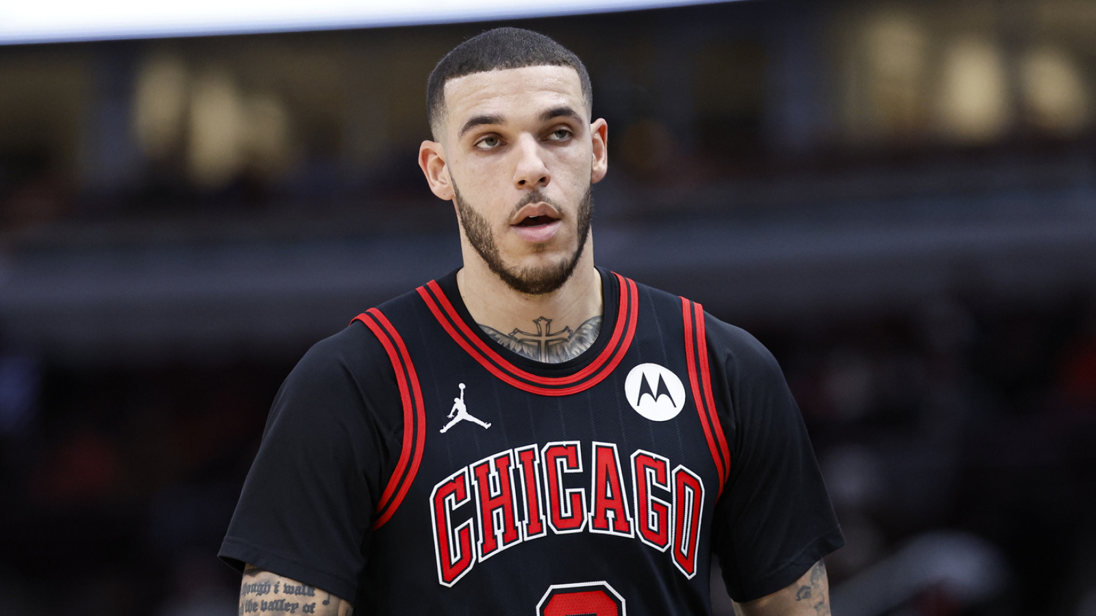 Lonzo Ball turns back the clock in Bulls win
