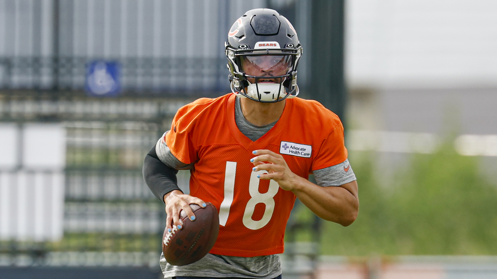 Bears' Caleb Williams embracing expectations following shaky rookie season