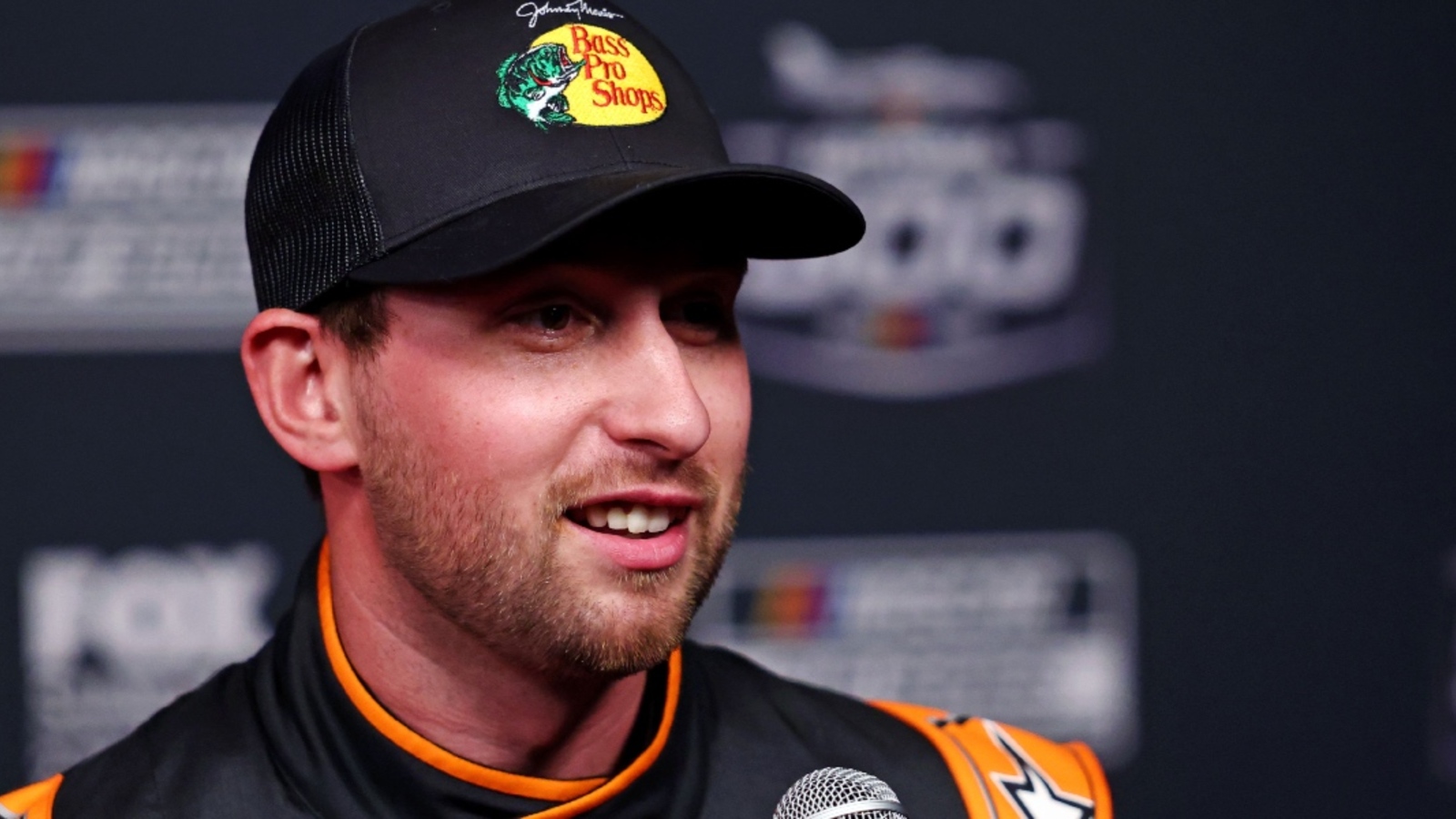 Chase Briscoe pinpoints No. 19 team shift from racing for survival to contending for NASCAR championship