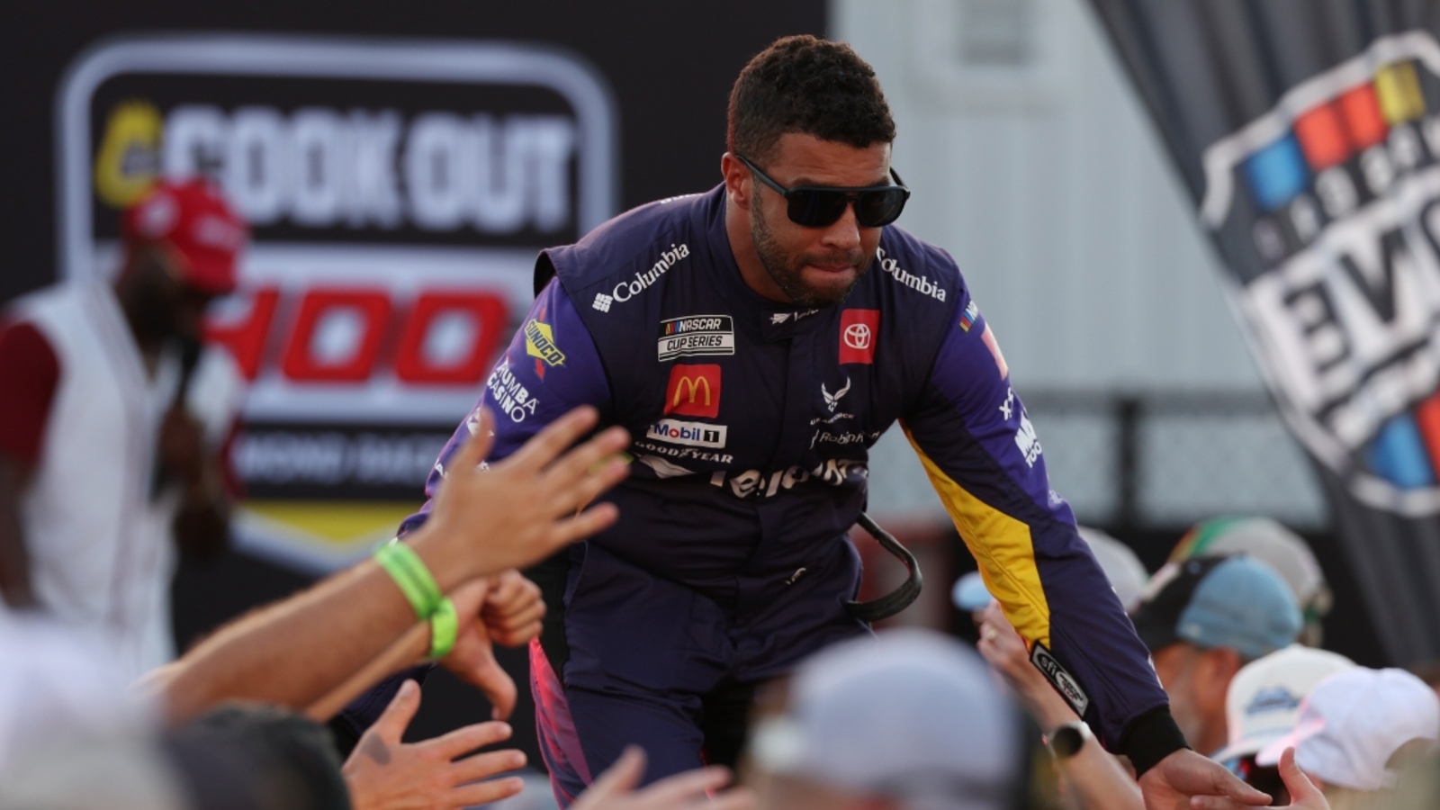Freddie Kraft reacts to Bubba Wallace speed, losing wheel on pit road at Richmond