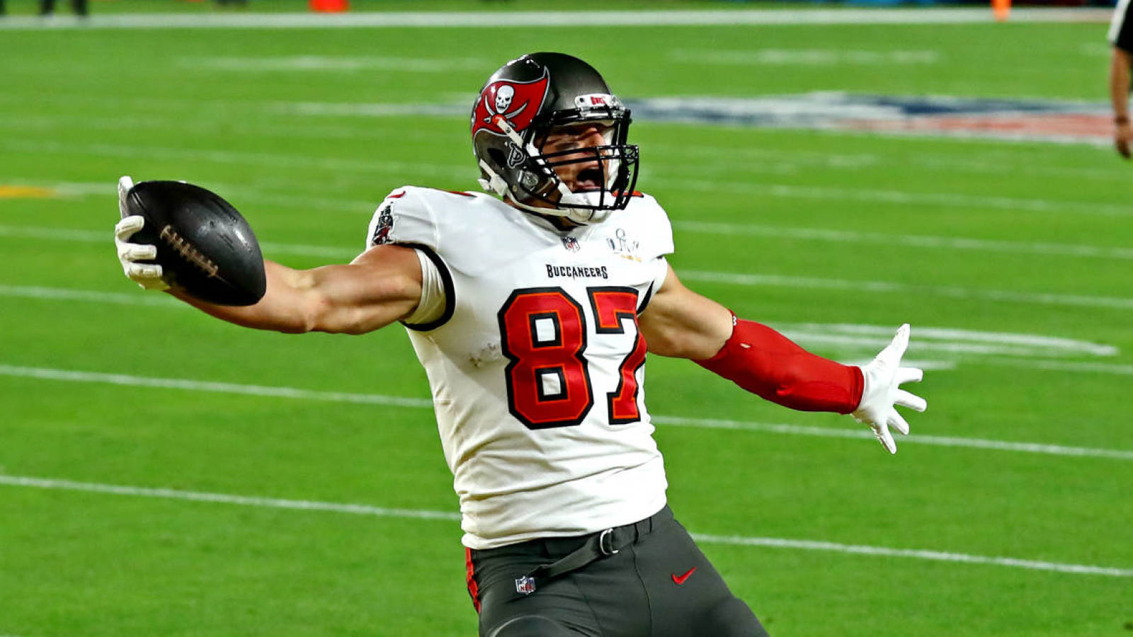 Rob Gronkowski Sets World Record Yardbarker Rob Gronkowski Sets World Record Yardbarker