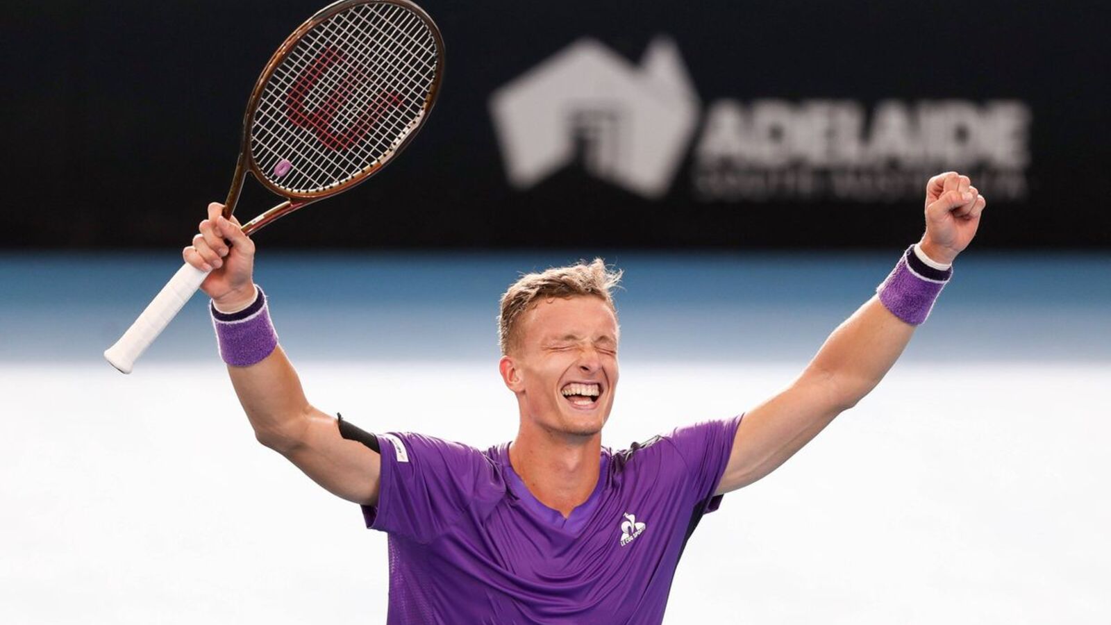 Lucky or cursed? Almost half of Jiri Lehecka's opponents in 2025 have retired due to injury