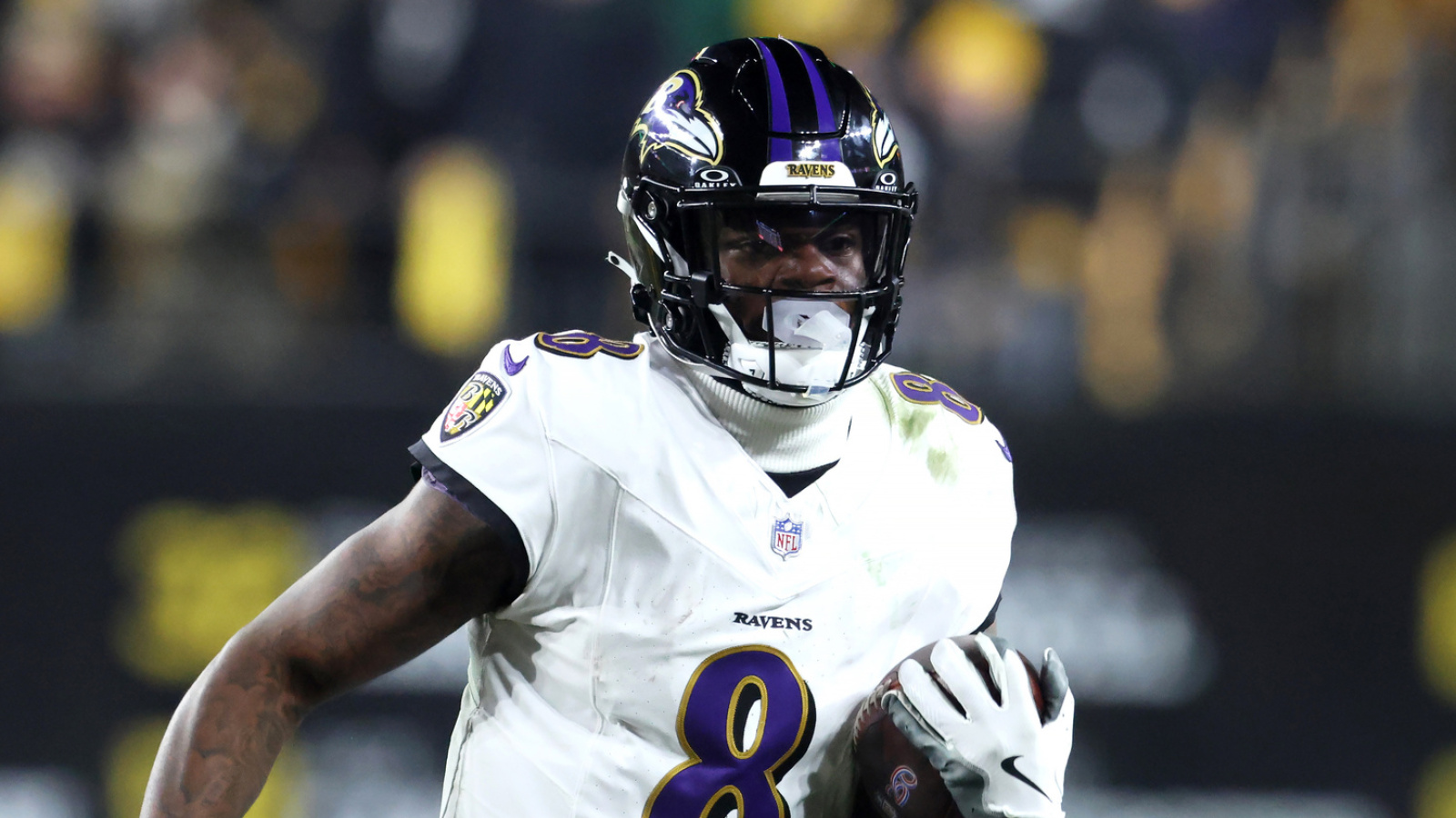 Ravens' Lamar Jackson has one major reason to wait for contract extension