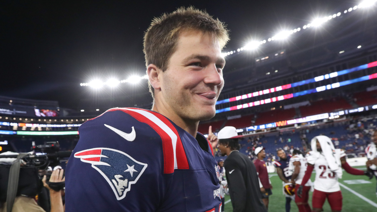 Does Patriots' Drake Maye feel pressure to become the next Tom Brady?