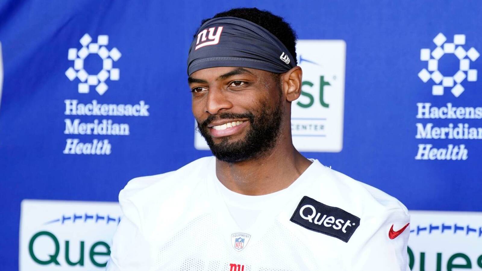 Giants WR shares confidence in holdout being 'resolved soon'