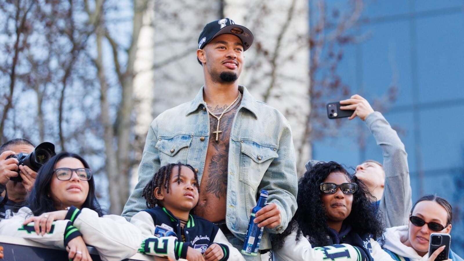 Seahawks exercise 5th-year options on WR Jaxon Smith-Njigba, CB Devon Witherspoon