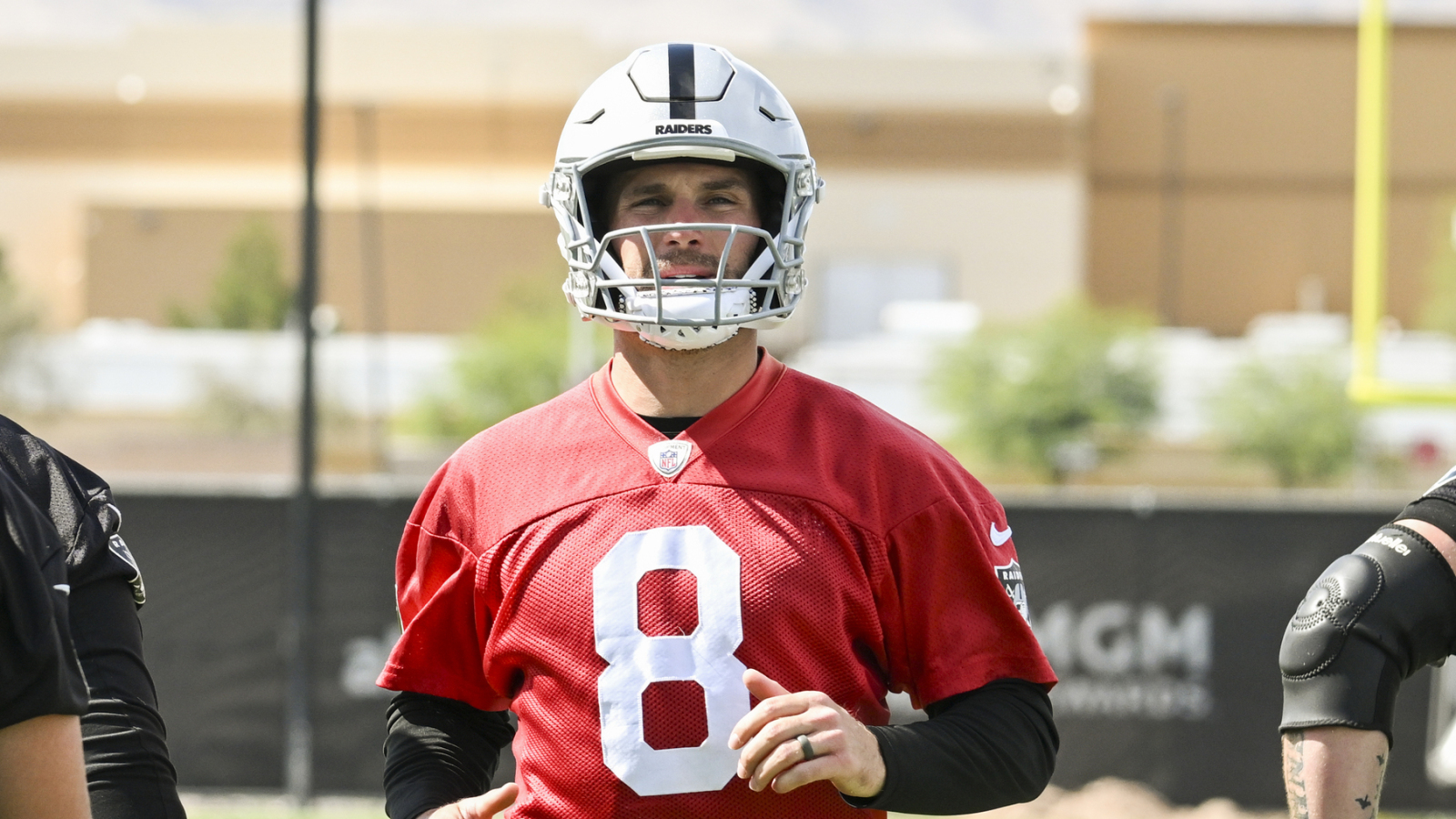 Raiders' Kirk Cousins faces high stakes as Fernando Mendoza waits in the wings