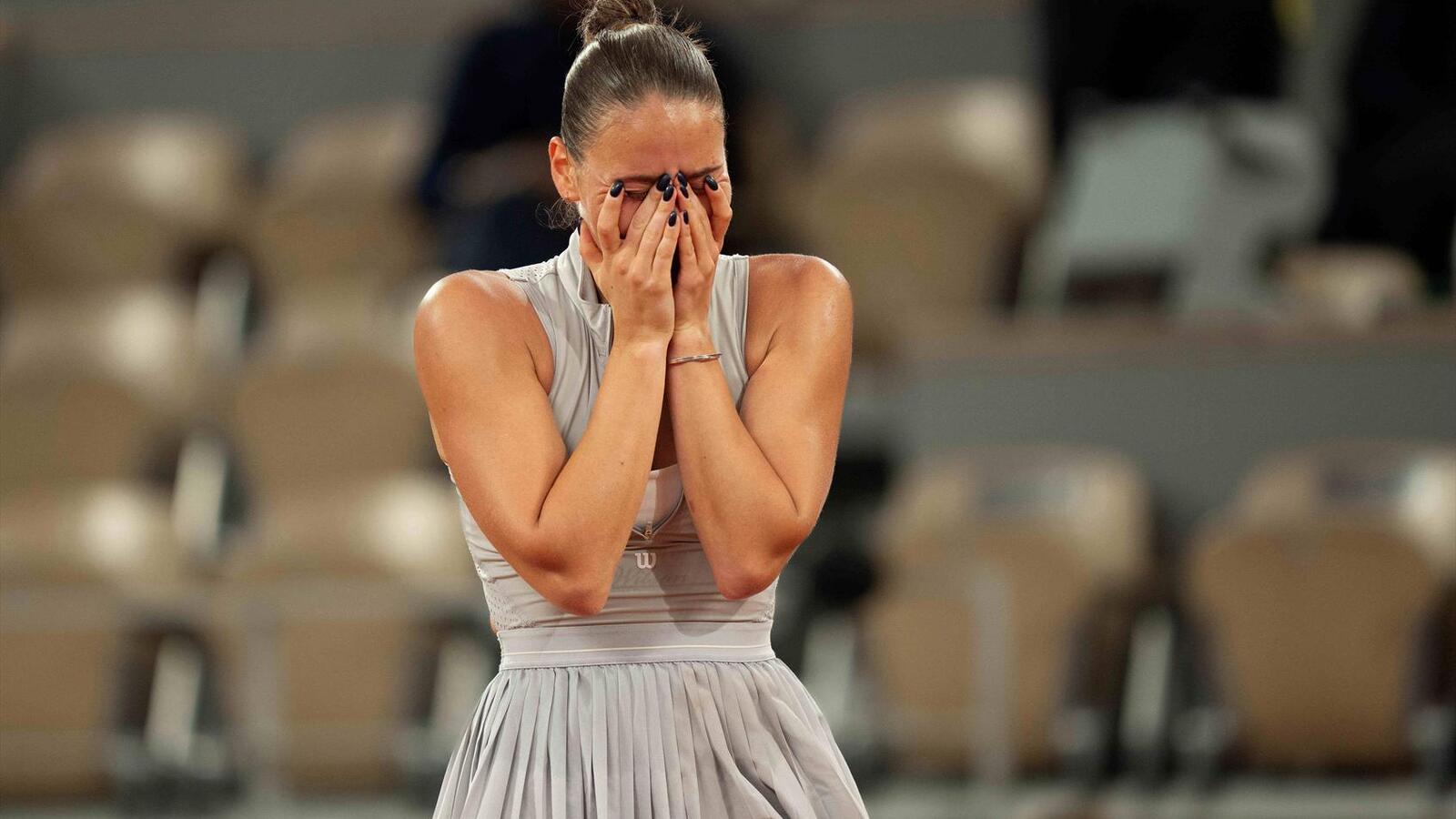 Ukraine's Marta Kostyuk, Russian Mirra Andreeva to meet in French semis
