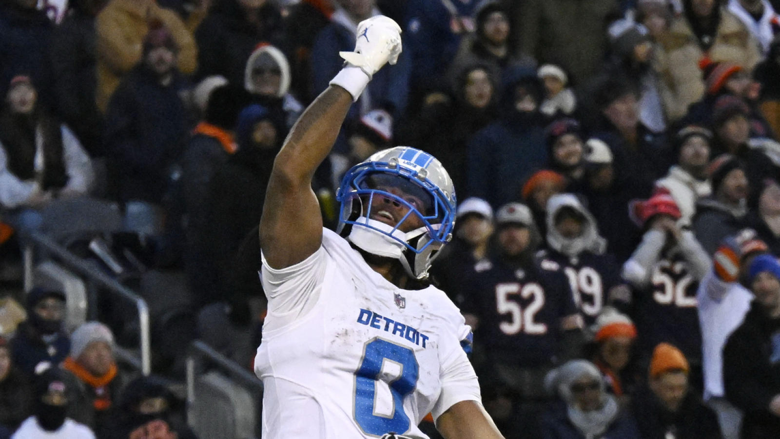 Jahmyr Gibbs agrees to record extension after Bijan Robinson’s top-RB deal