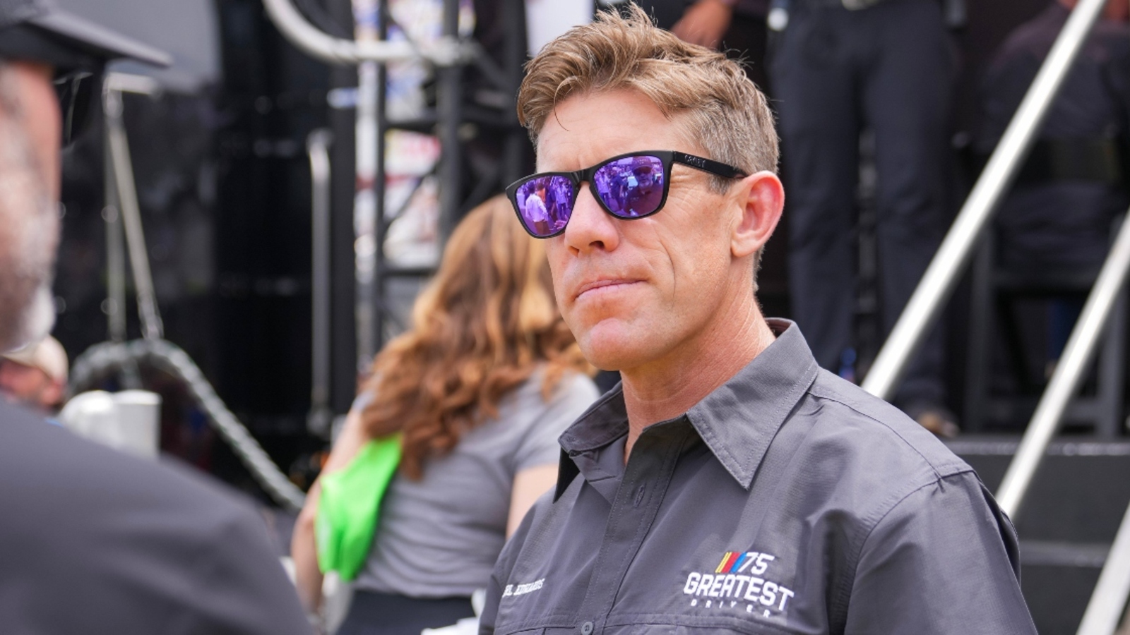 Carl Edwards open to broadcasting NASCAR races, but doesn’t plan on racing again