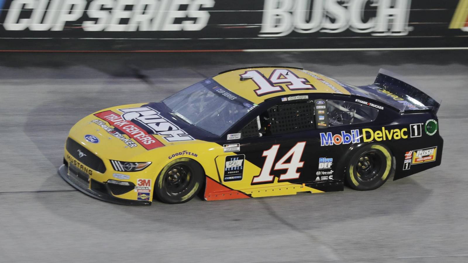 Clint Bowyer Crashes Into Wall Car Goes Up In Flames During Coca Cola 600 Yardbarker