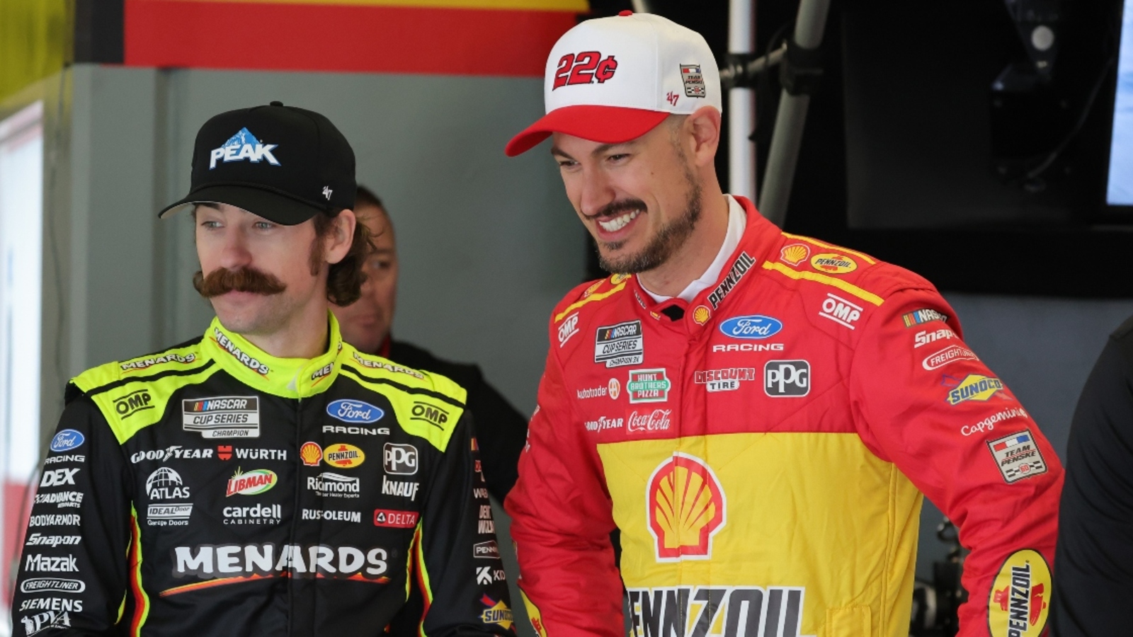 Kevin Harvick singles out Penske as team to watch heading into Phoenix NASCAR weekend