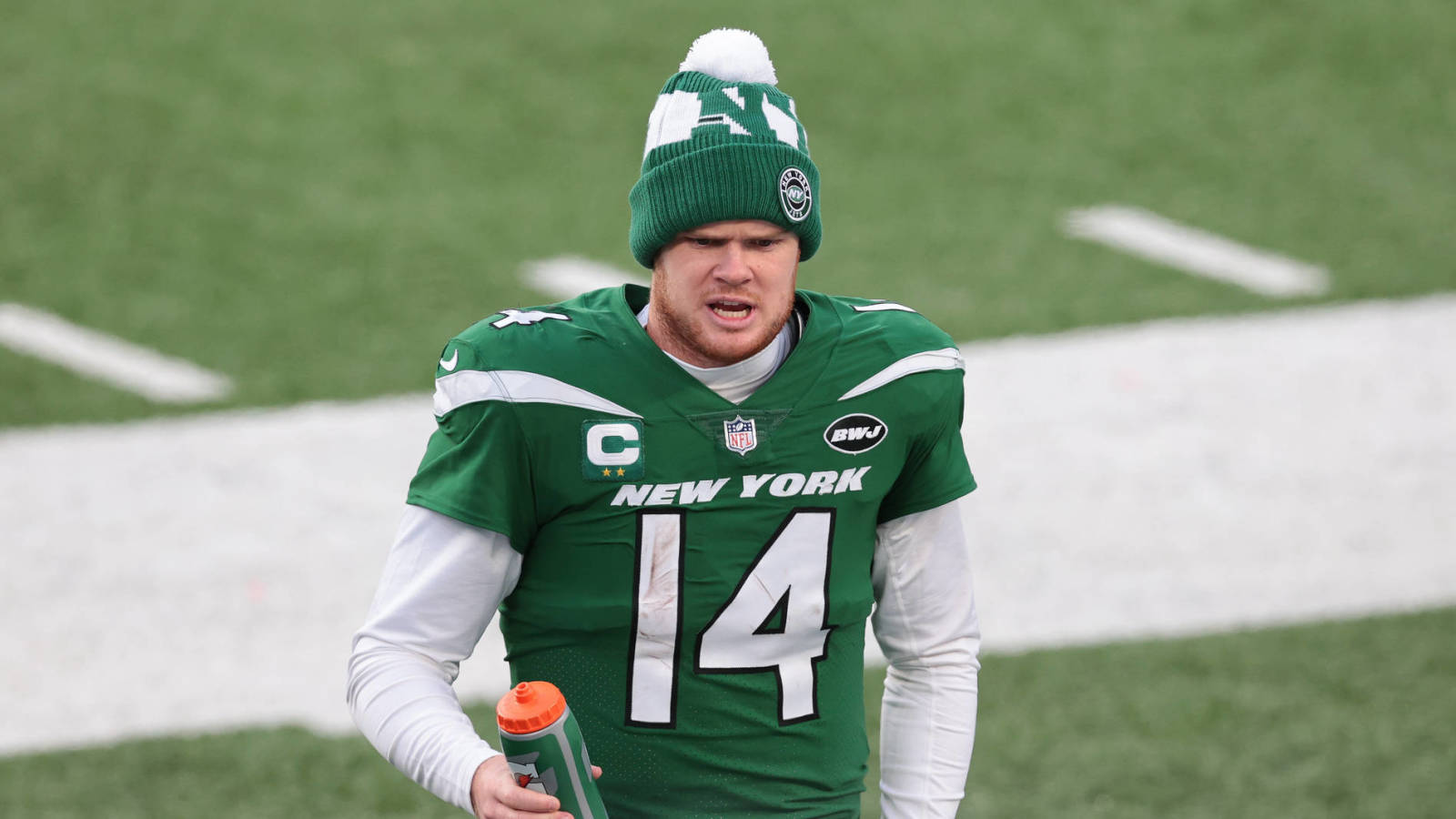 Report: New York Jets unlikely to trade Sam Darnold ‘for a little while’ - NewsOpener Report: New York Jets unlikely to trade Sam Darnold ‘for a little while’
