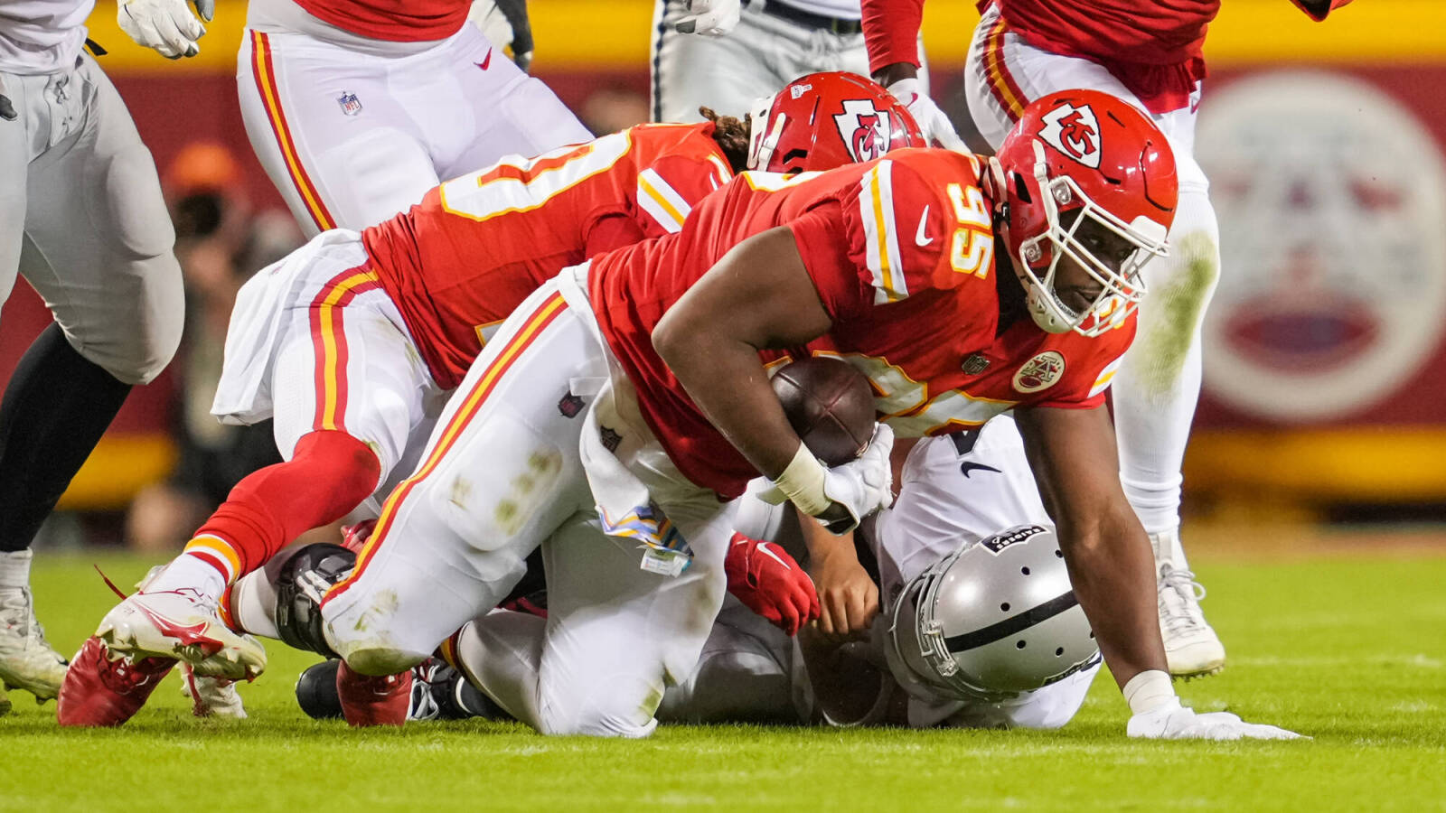 NFL competition committee to discuss making roughing-the-passer penalty reviewable