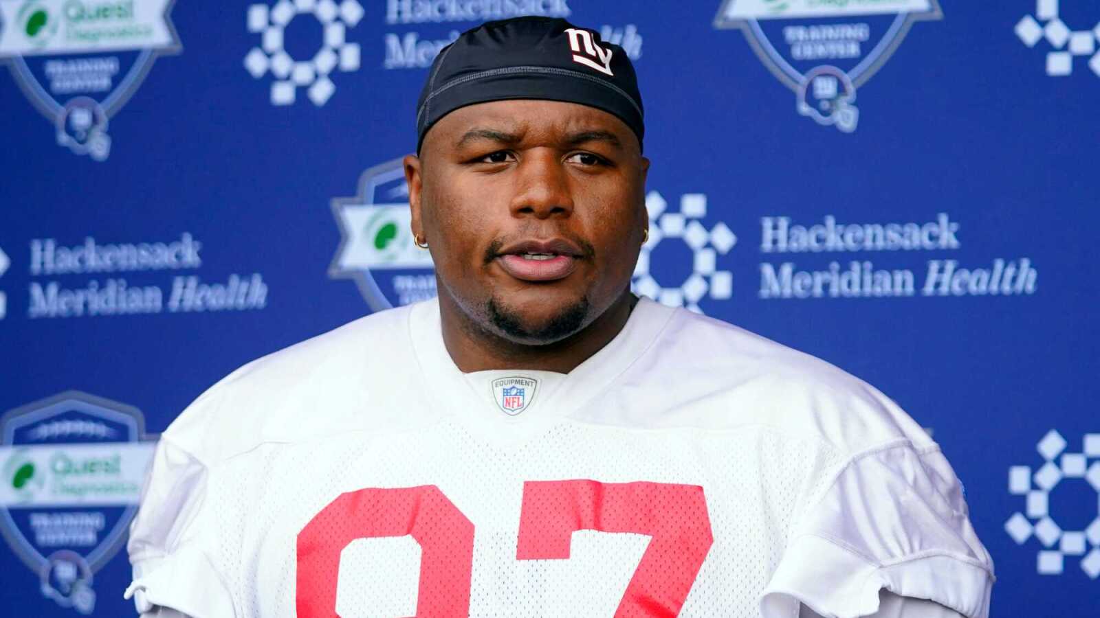 Giants, Brian Burns sending similar message to Dexter Lawrence II about potential trade amid contract standoff