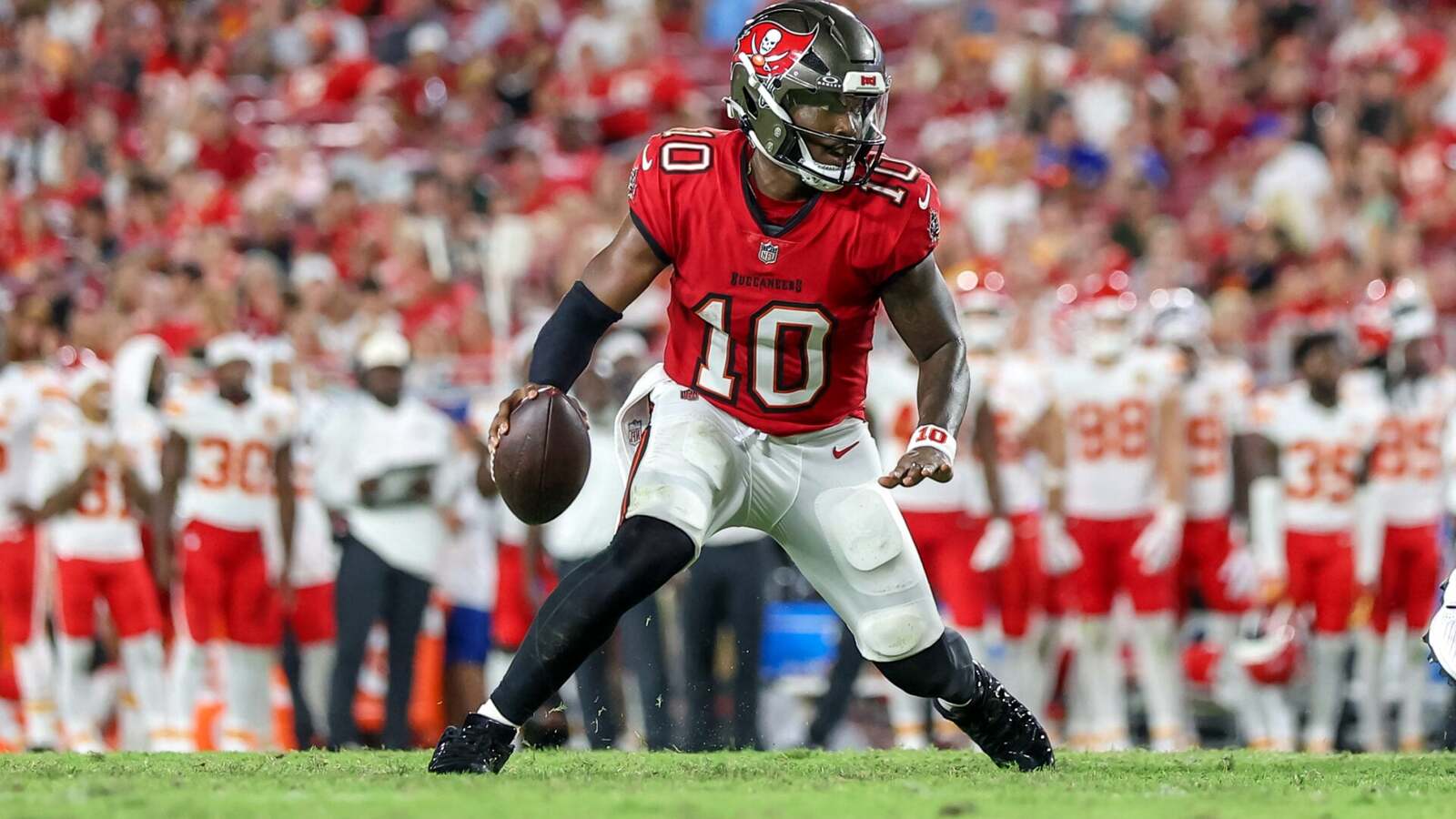 Tampa Bay Buccaneers’ quarterback picture takes shape ahead of Jaguars clash