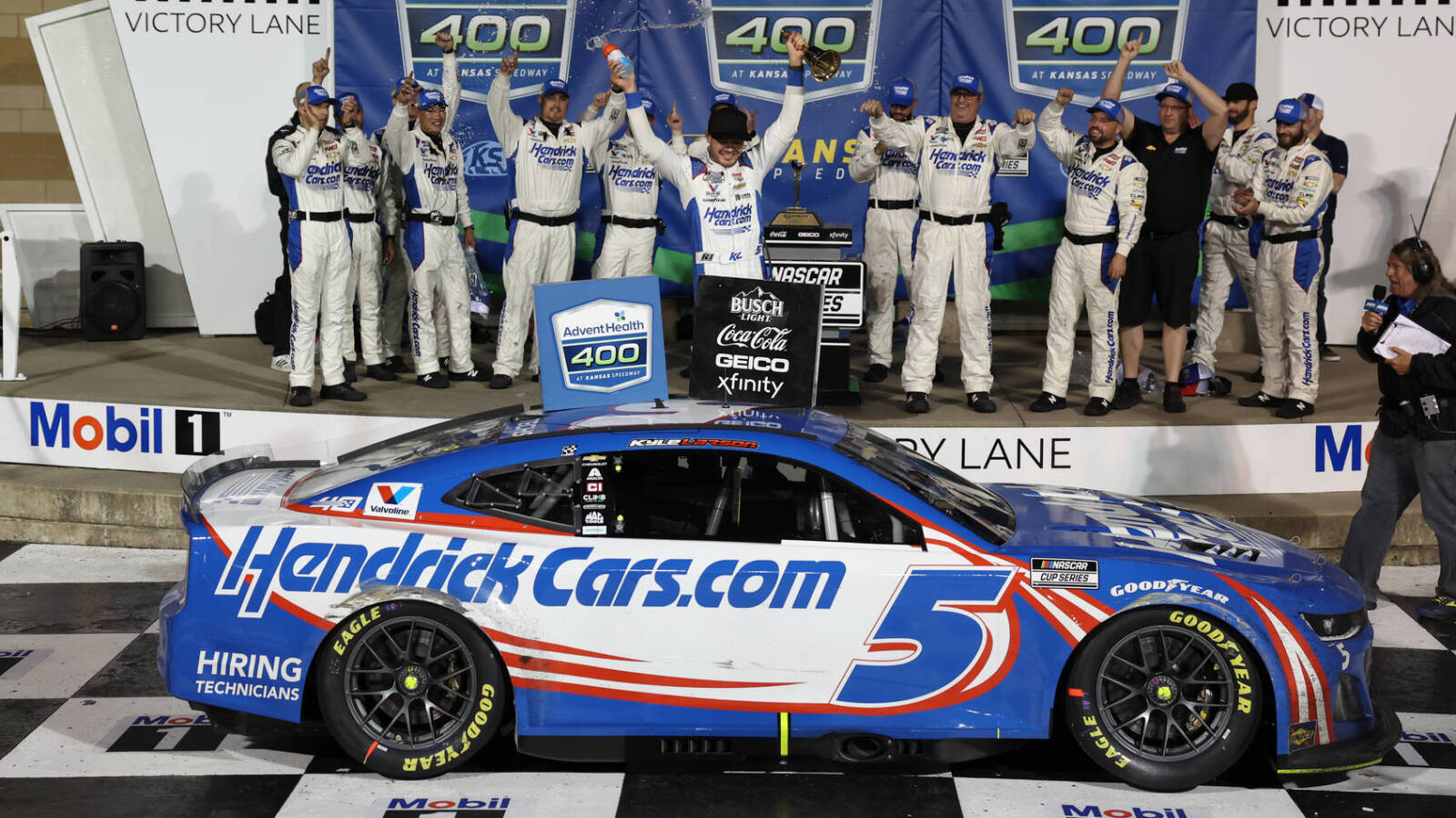 Week 12 NASCAR power rankings: Kyle Larson distances himself with historic win