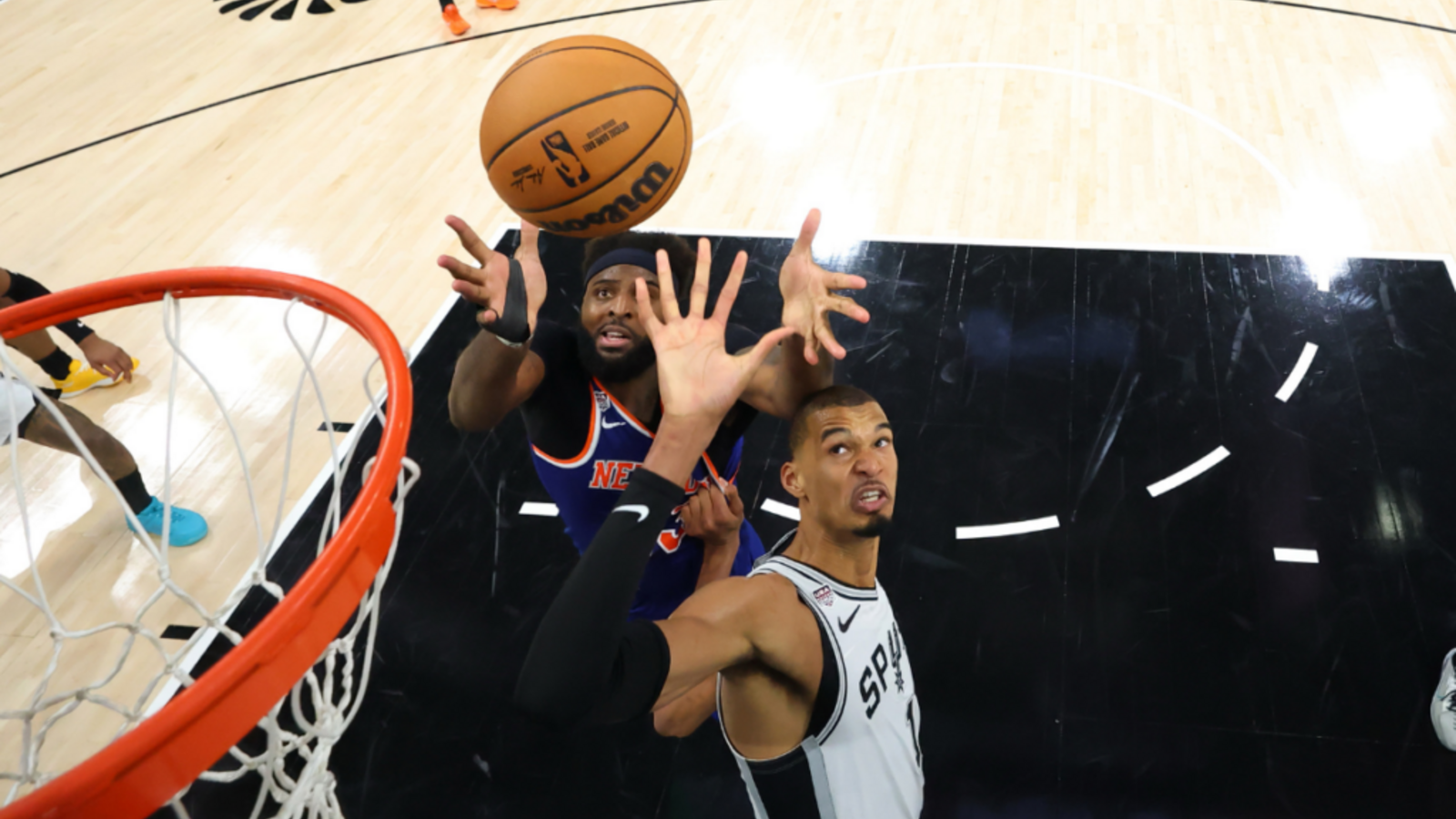 Why The Knicks Let Mitchell Robinson Leave: The Salary Cap Decision That Sent Him To Boston