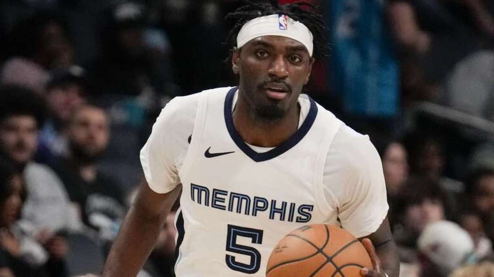 Grizzlies wing out at least four weeks with leg injury