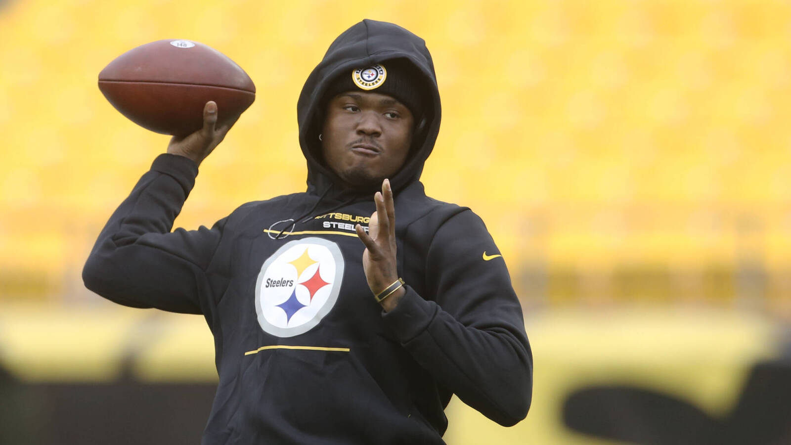 Steelers to honor Dwayne Haskins with uniform detail