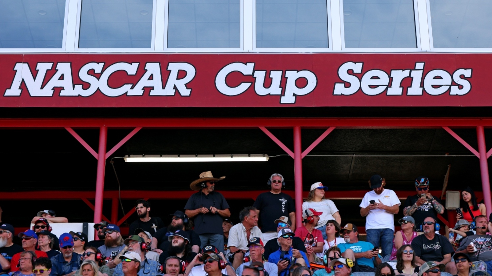 Carson Hocevar wins Open race, advances to NASCAR All-Star Race with John Hunter Nemechek